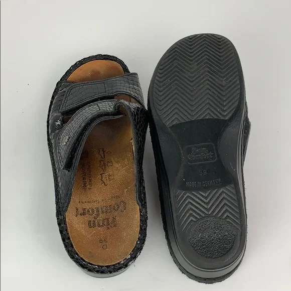 Finn Comfort Germany Sz 39 Black Preowned - Picture 8 of 8